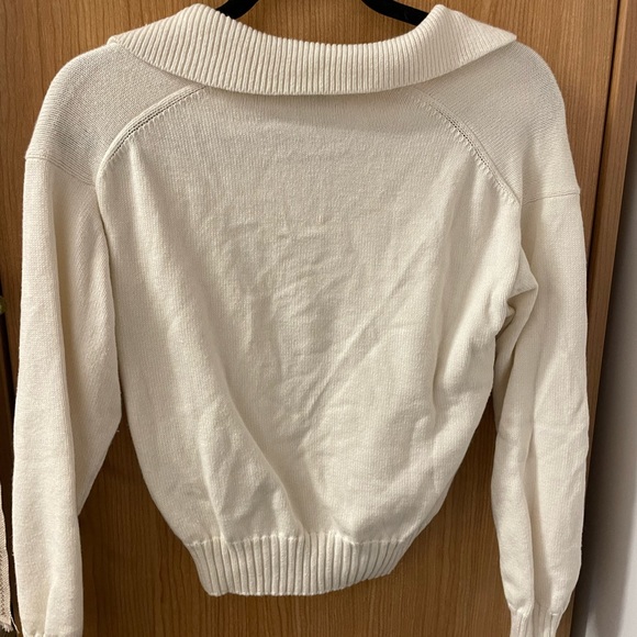 Aritizia sweater - Picture 2 of 2